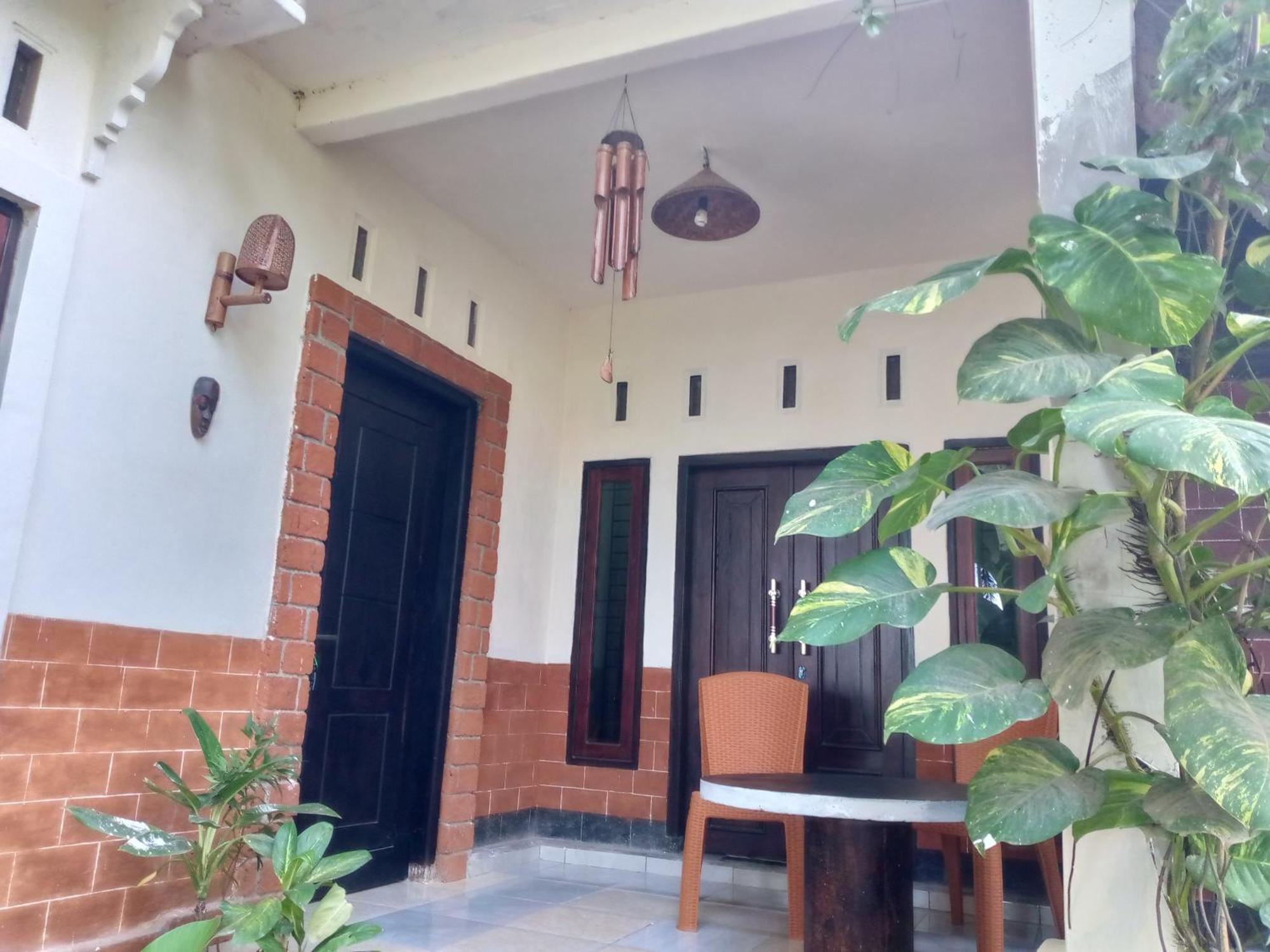 Syaqila Homestay Lombok Тетебату Екстер'єр фото